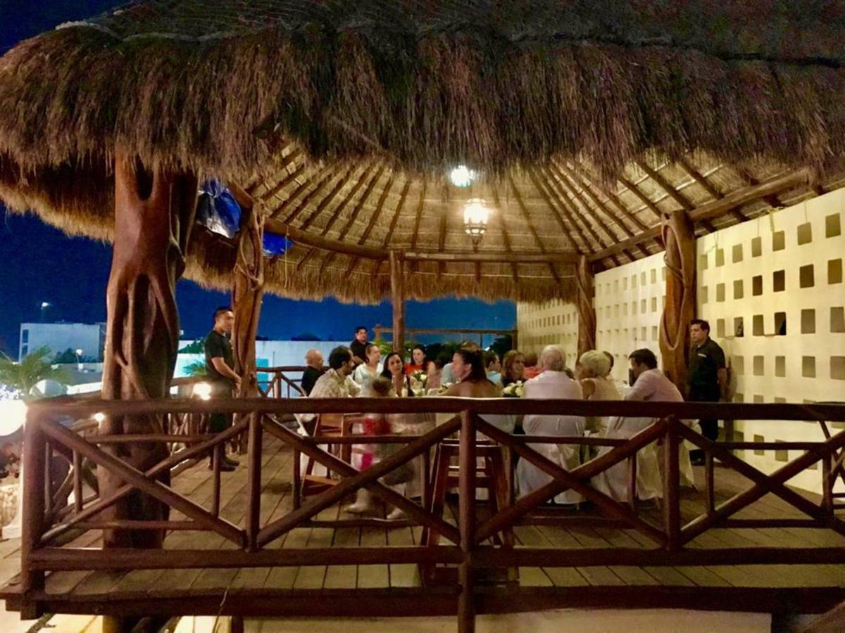Hotel Cielo Playa del Carmen Bagian luar foto